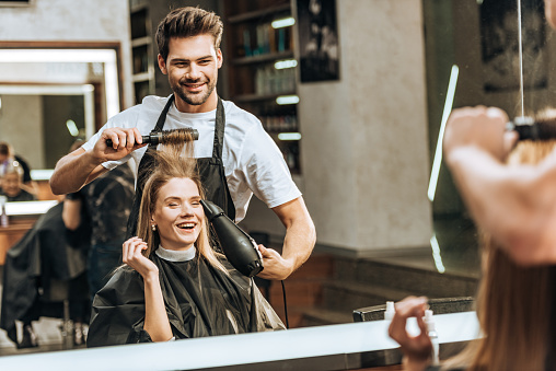 Here Are Some Suggestions For Finding an Excellent Hair Salon Vendor. post thumbnail image