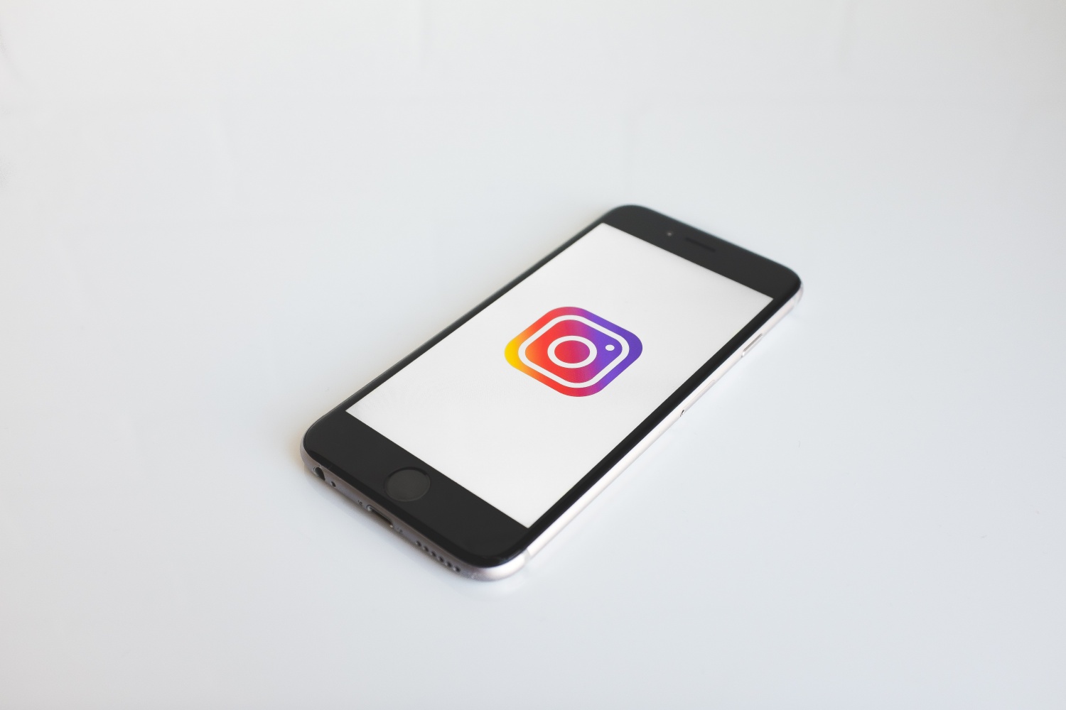 Discover how to buy Instagram followers without post thumbnail image
